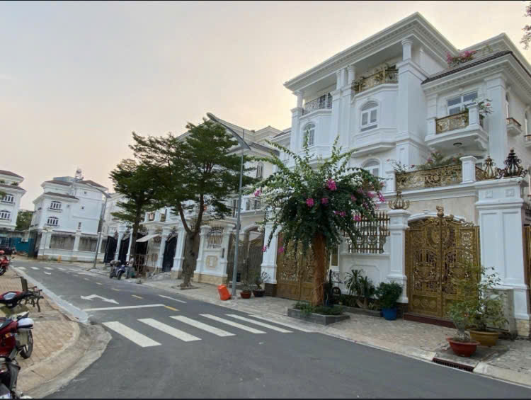 Biệt Thự Song Lập Nhà Thô H4 – Cityland Riverside Q7